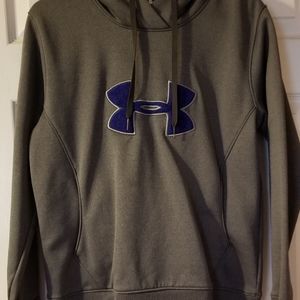 Women's M Under Armour Hoodie